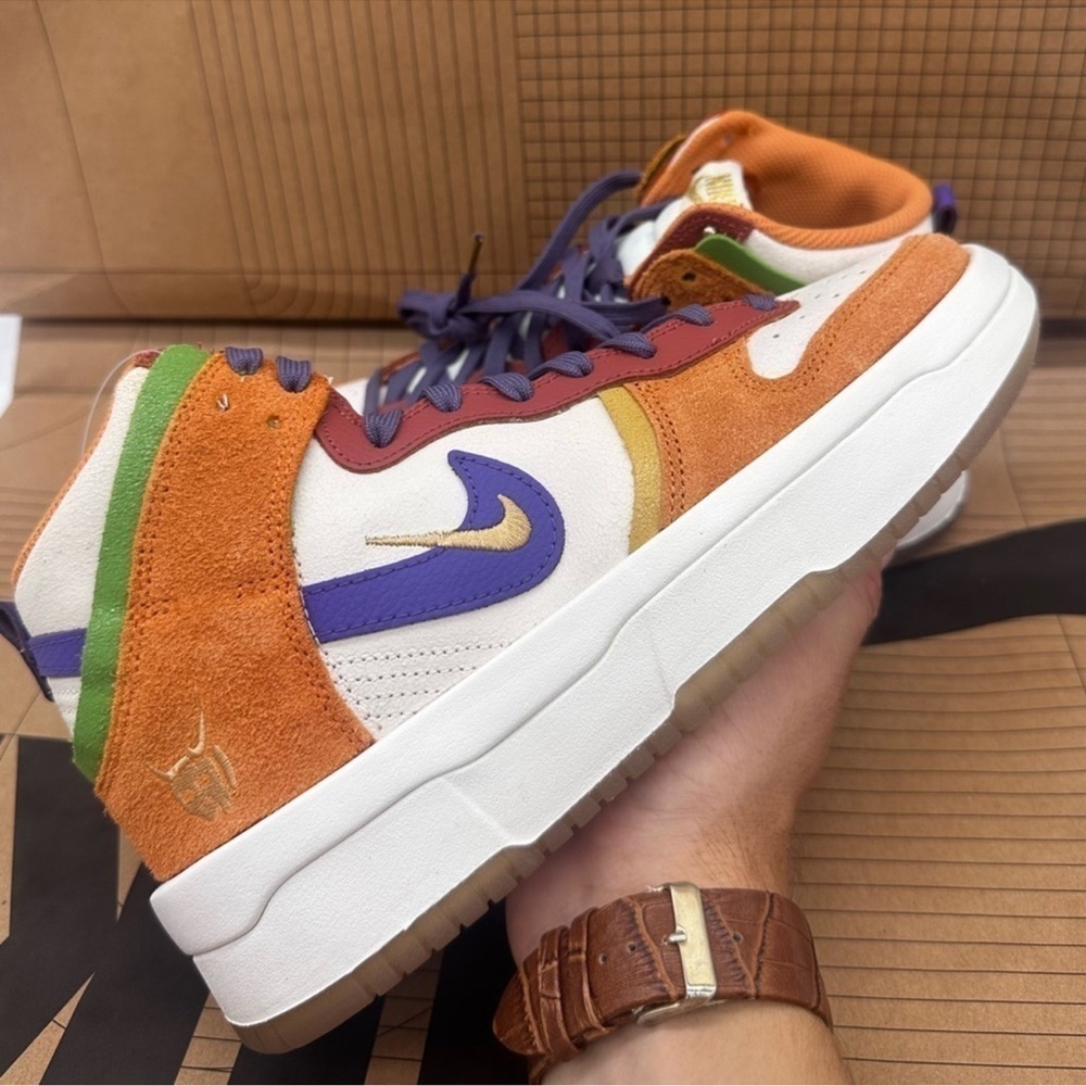 W NIKE DUNK HI SAIL/CANYON PURPLE - Picture 12 of 15